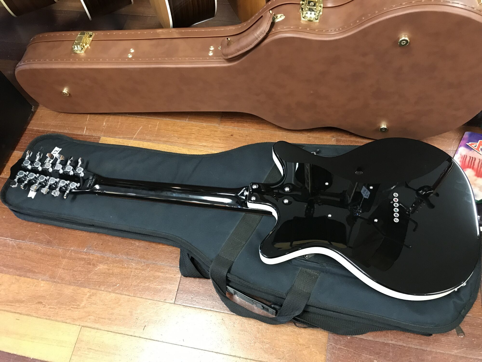 Danelectro U2 12 string – Jimmy's Vintage Music